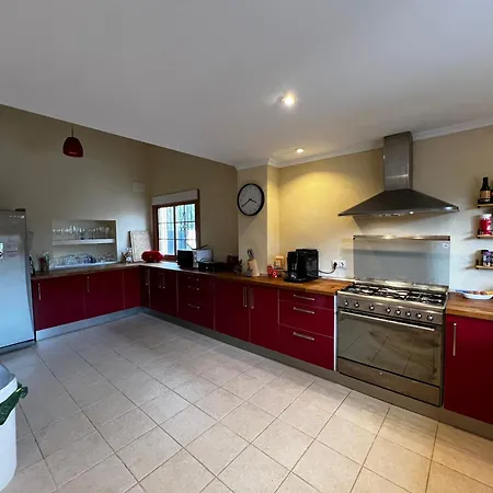 With Private Pool & Bbq, Close To The Chalet Alicante