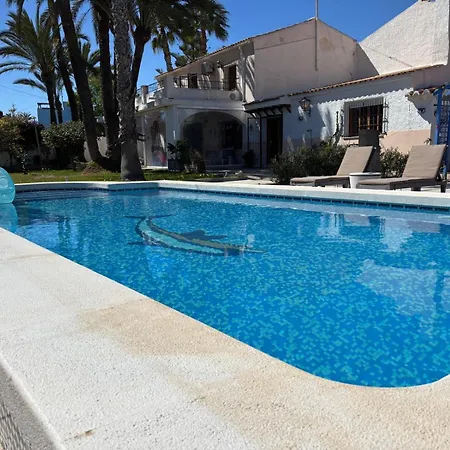 With Private Pool & Bbq, Close To The * Alicante