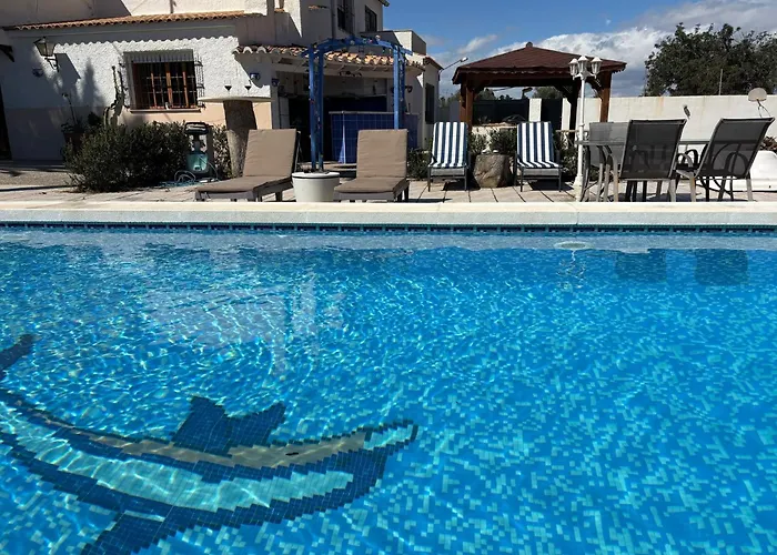 With Private Pool & Bbq, Close To The Шале *